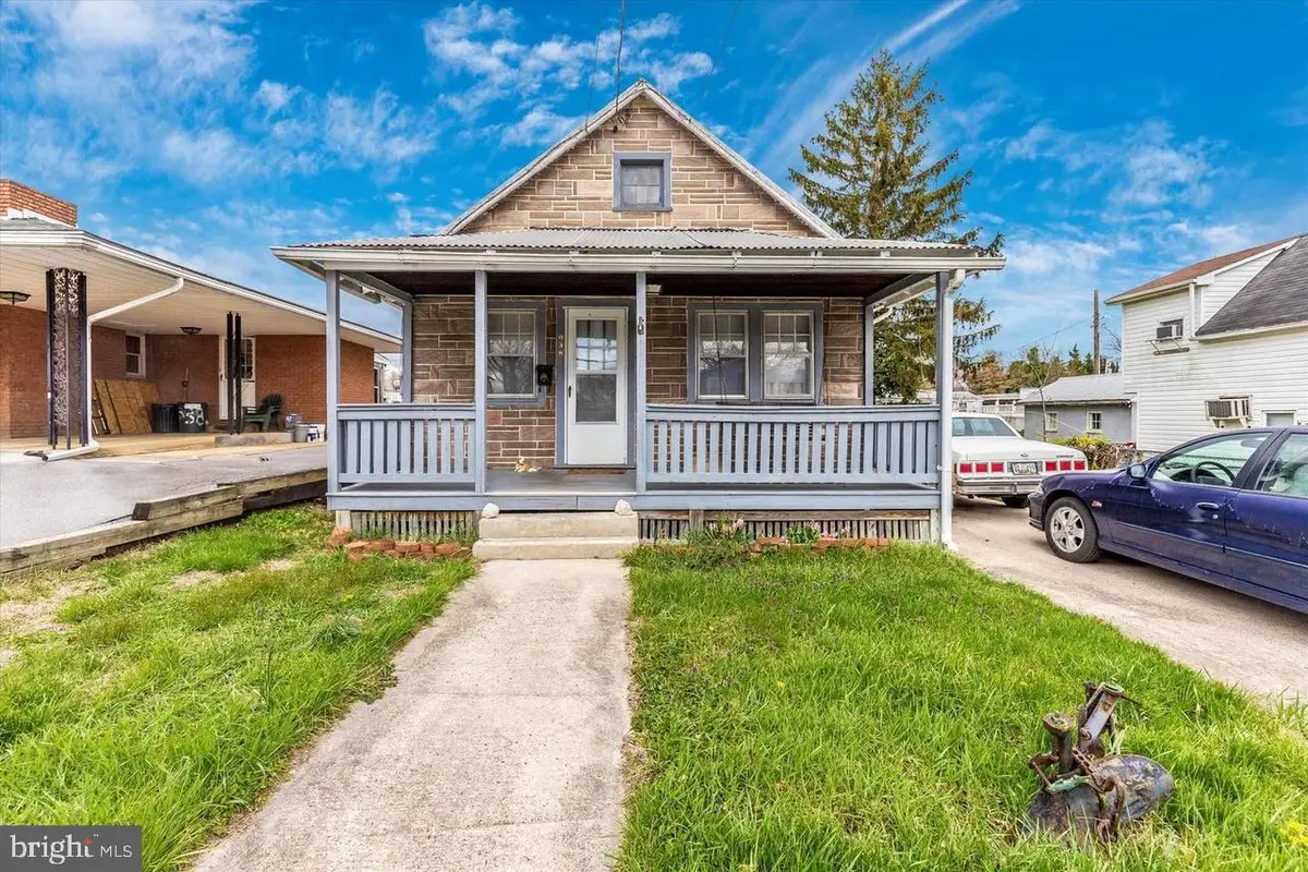 838 Georgia Ave, Hagerstown, MD 21740 - #1