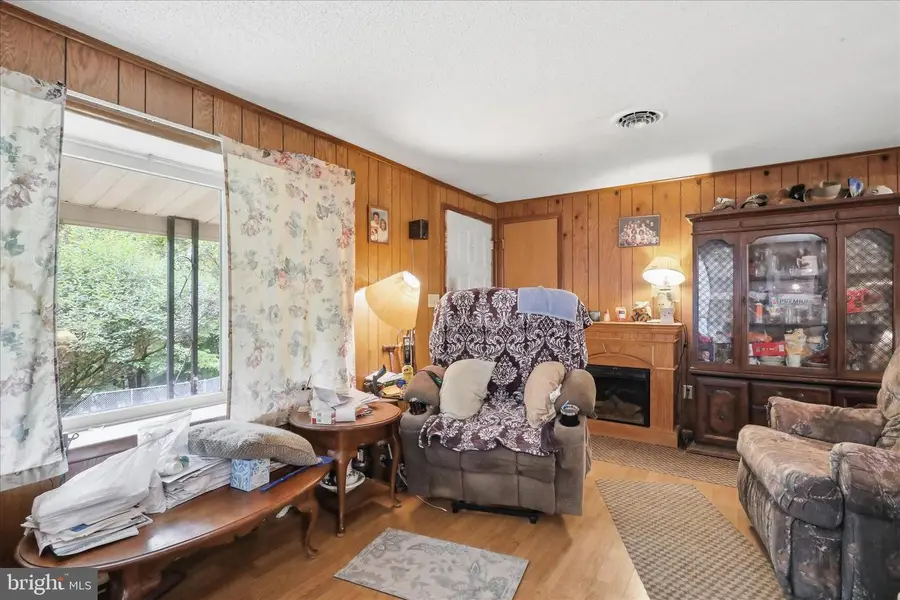 2529 Chestnut Grove Rd, Sharpsburg, MD 21782 - #2