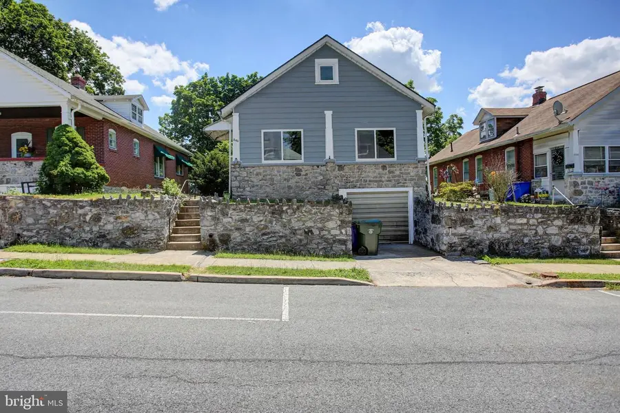 846 Guilford Ave, Hagerstown, MD 21740 - #2
