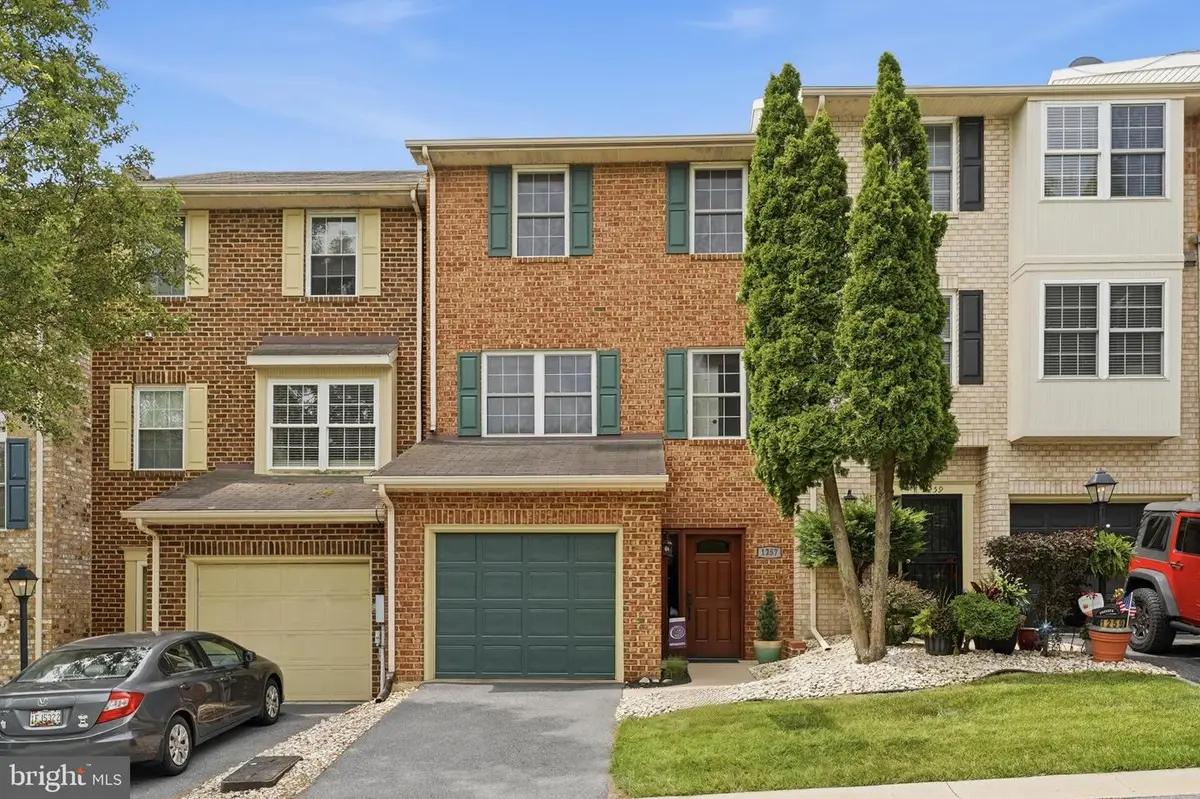 1257 Lindsay Ln, Hagerstown, MD 21742 - #1