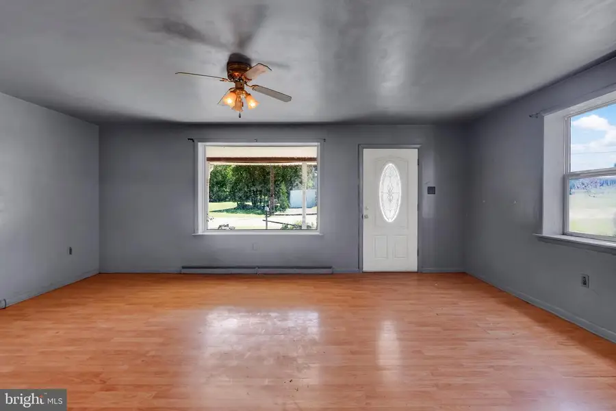 11024 Hickory School Rd, Williamsport, MD 21795 - #2
