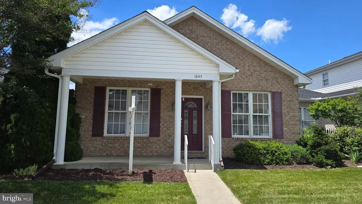 1845 Meridian Dr, Hagerstown, MD 21742 - #1