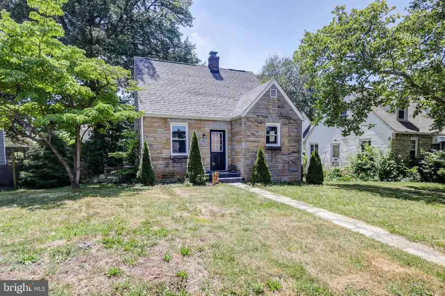909 Beechwood Dr, Hagerstown, MD 21742 - #3