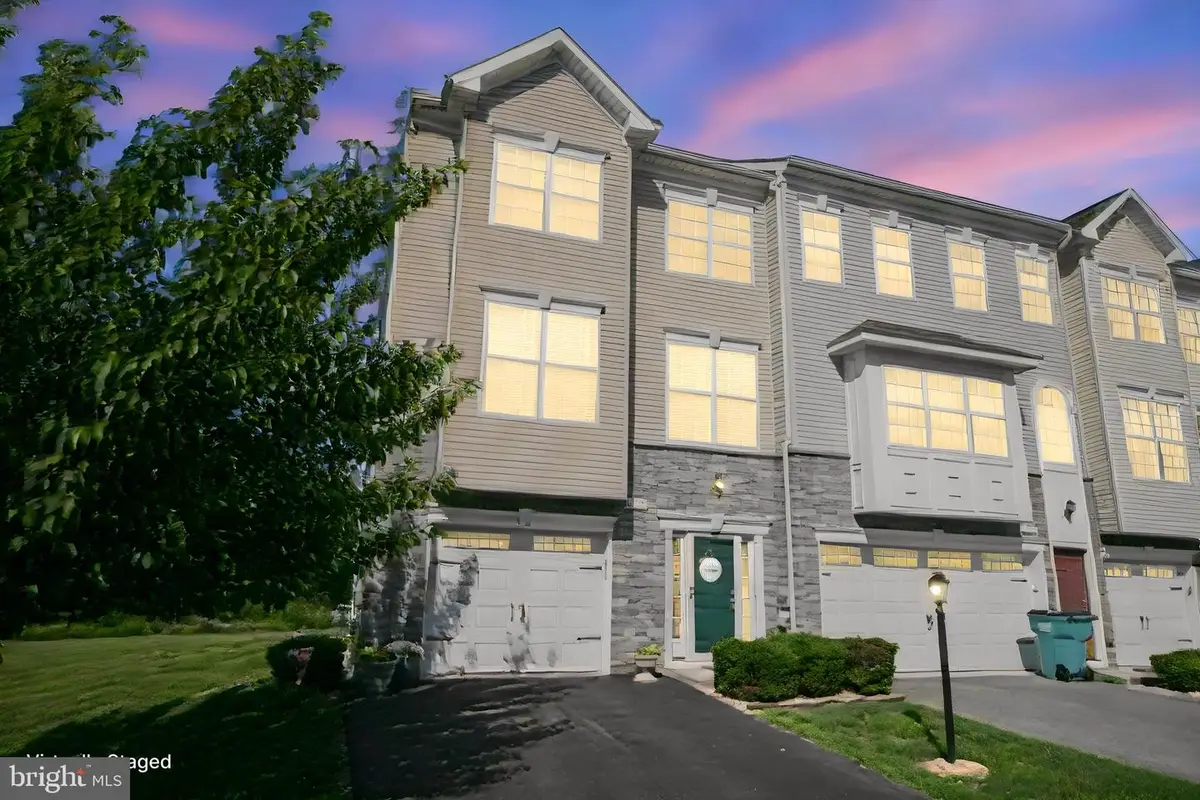 10367 Lantern Ln, Hagerstown, MD 21740 - #1