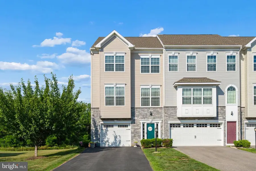 10367 Lantern Ln, Hagerstown, MD 21740 - #3