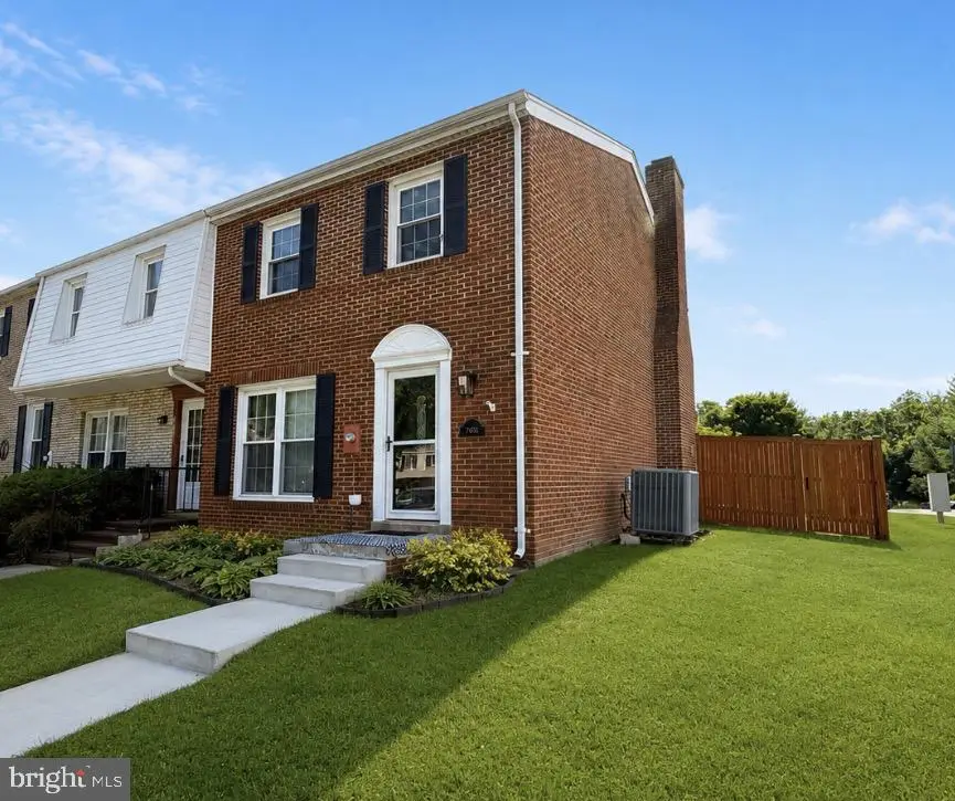 17932 Hickory Ln, Hagerstown, MD 21740 - #2