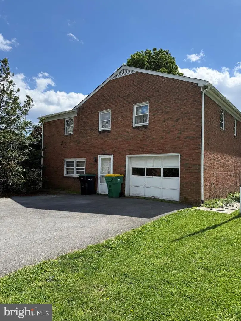 11814 Linbar Dr, Hagerstown, MD 21742 - #3
