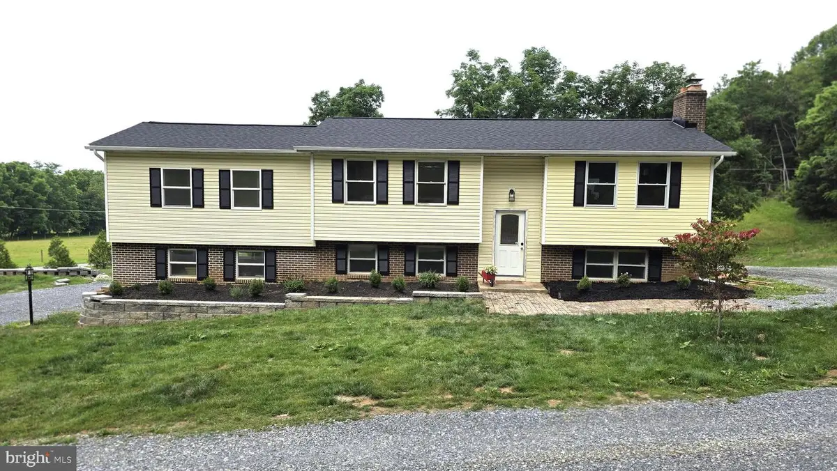 5018 Churchey Rd, Keedysville, MD 21756 - #1