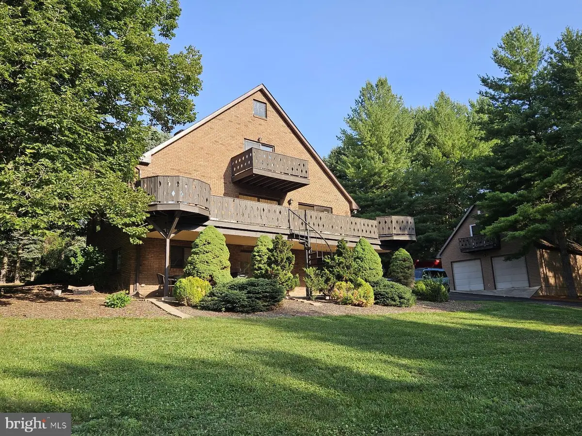 19058 Keedysville Rd, Keedysville, MD 21756 - #1