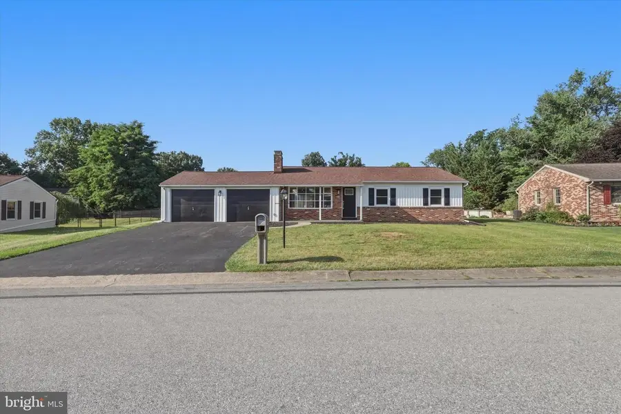 17519 Stone Valley Dr, Hagerstown, MD 21740 - #2