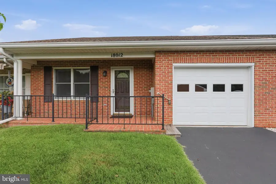 18012 Sand Wedge Dr, Hagerstown, MD 21740 - #2