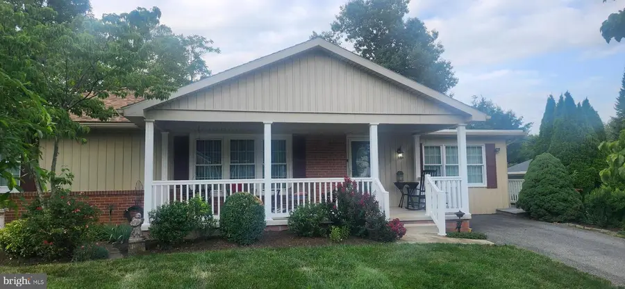18820 Rolling Rd, Hagerstown, MD 21742 - #2
