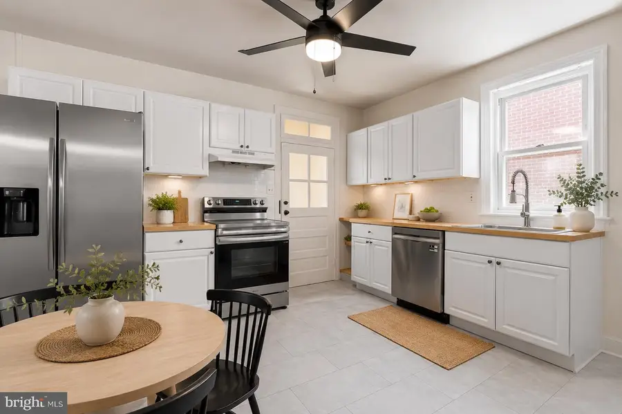 602 Guilford Ave, Hagerstown, MD 21740 - #2