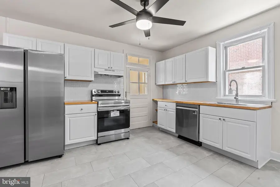 602 Guilford Ave, Hagerstown, MD 21740 - #3