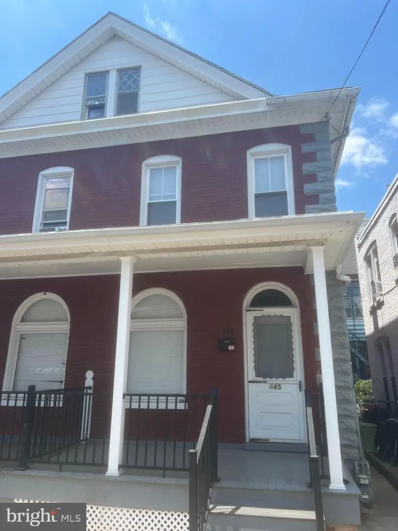 445 N Mulberry St, Hagerstown, MD 21740 - #1