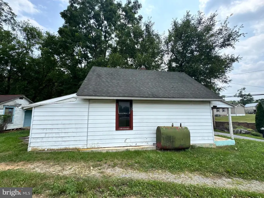19624 Old Forge Rd, Hagerstown, MD 21742 - #3