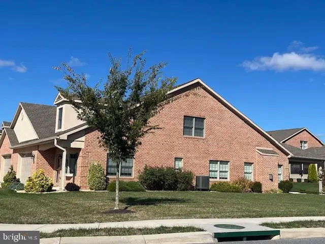 19418 Pearl Dr, Hagerstown, MD 21742 - #2