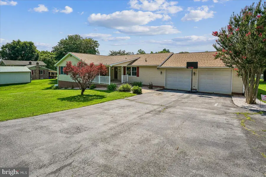 4444 Mills Rd, Sharpsburg, MD 21782 - #2