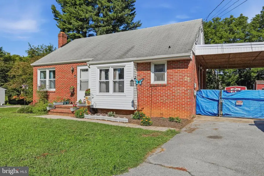 22 Emmert Rd, Hagerstown, MD 21740 - #2