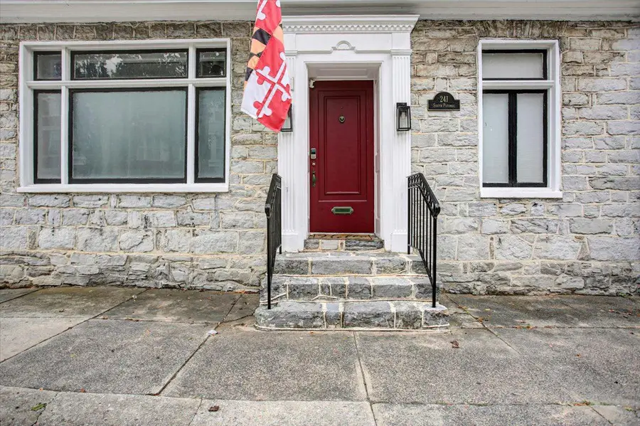 241 S Potomac St, Hagerstown, MD 21740 - #3