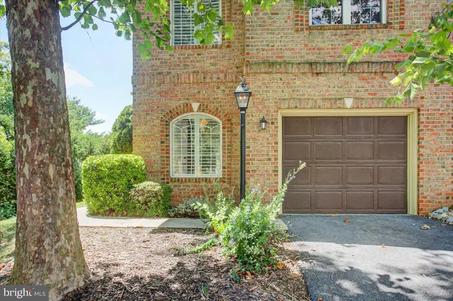 1251 Lindsay Ln, Hagerstown, MD 21742 - #3