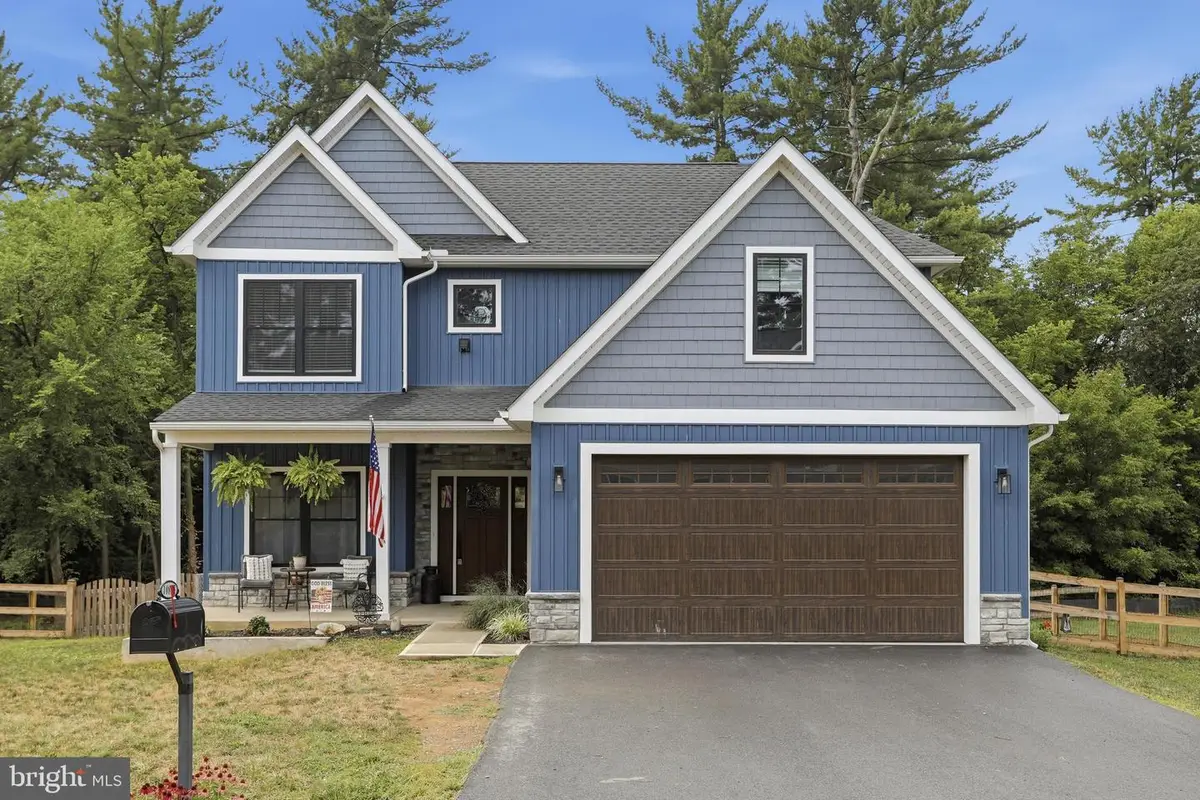 10823 Hershey Dr, Williamsport, MD 21795 - #1
