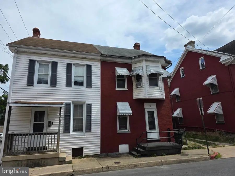 28 S Locust St, Hagerstown, MD 21740 - #2