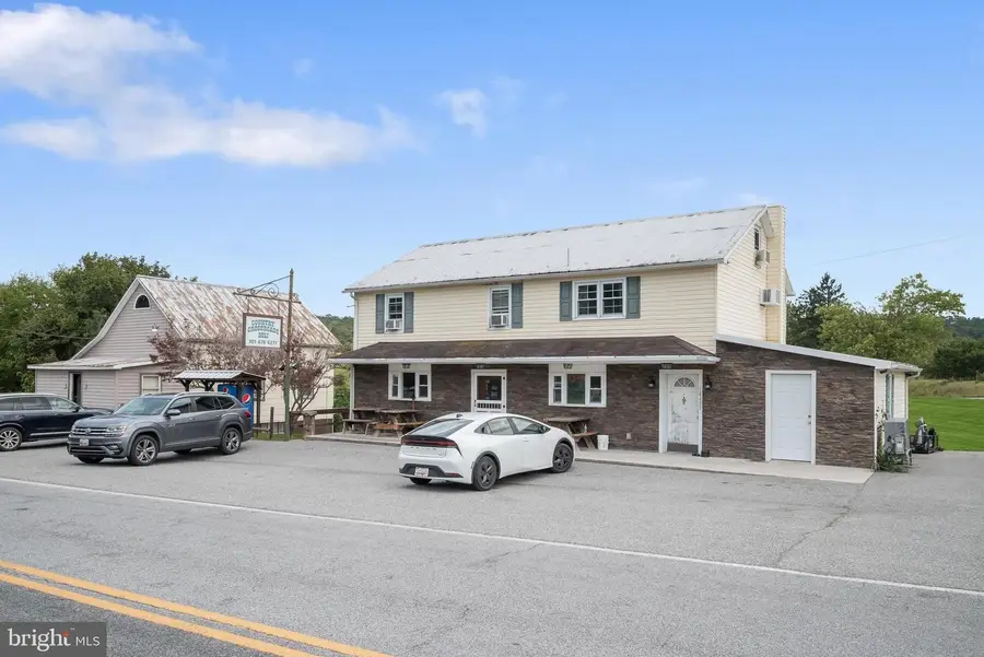 14407-14409 Hollow Rd, Hancock, MD 21750 - #2
