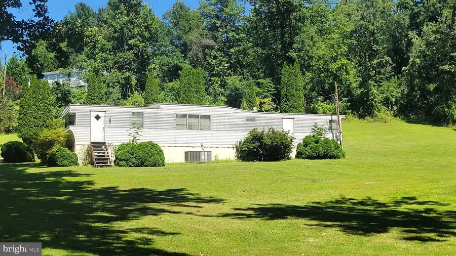 11861 Wolfsville Rd, Smithsburg, MD 21783 - #2