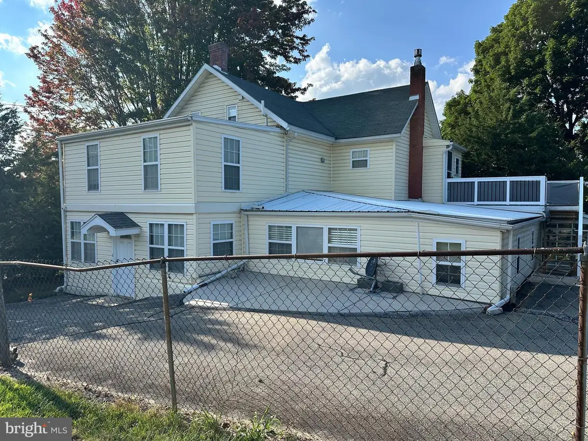 14701 Pennsylvania Ave, Hagerstown, MD 21742 - #1