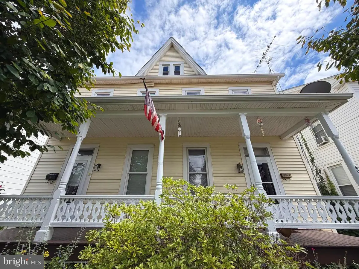 608 N Mulberry St, Hagerstown, MD 21740 - #1