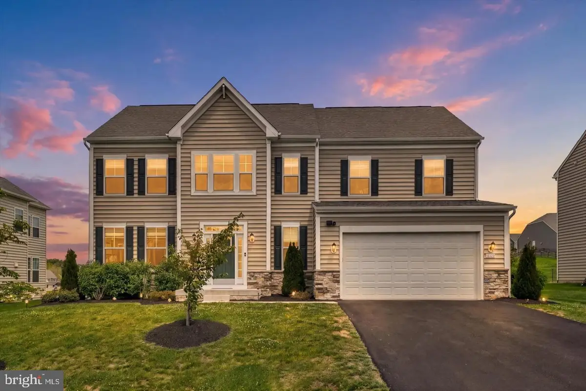 18234 Petworth Cir, Hagerstown, MD 21740 - #1