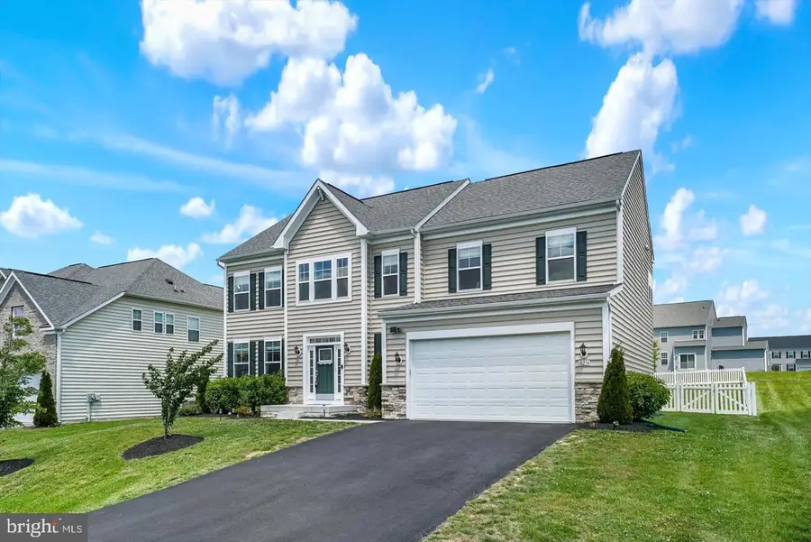 18234 Petworth Cir, Hagerstown, MD 21740 - #3