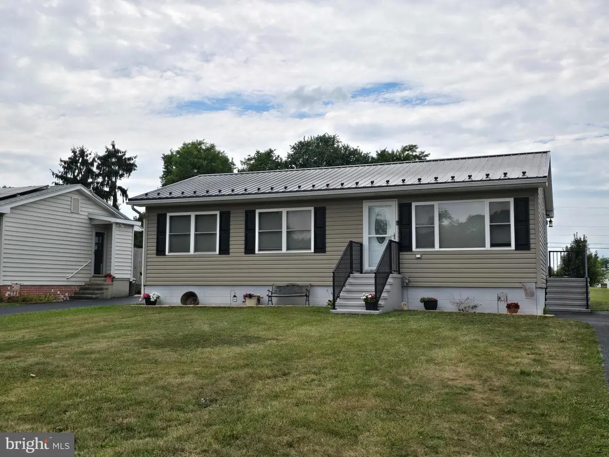 12312 Richwood Dr, Hagerstown, MD 21740 - #1