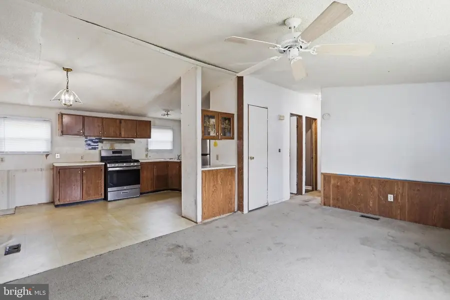 12115 Heather Dr, Hagerstown, MD 21740 - #3