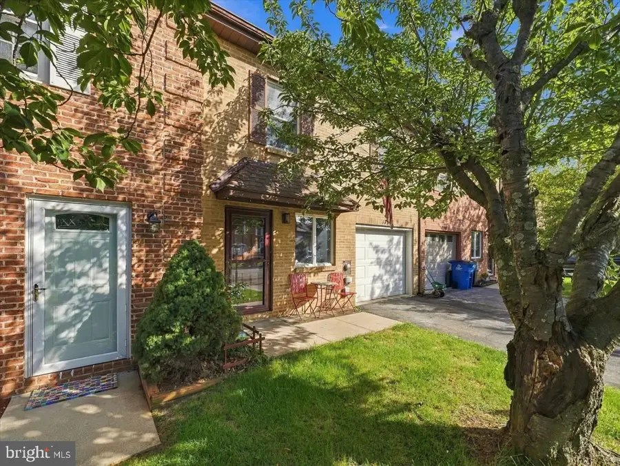 17916 Clubhouse Dr, Hagerstown, MD 21740 - #3