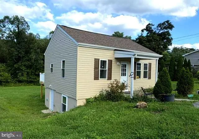126 Fairview Dr, Hancock, MD 21750 - #1