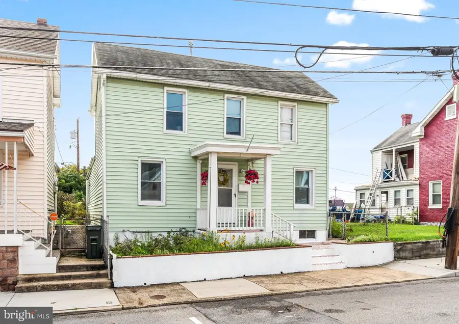228 Winter St, Hagerstown, MD 21740 - #3
