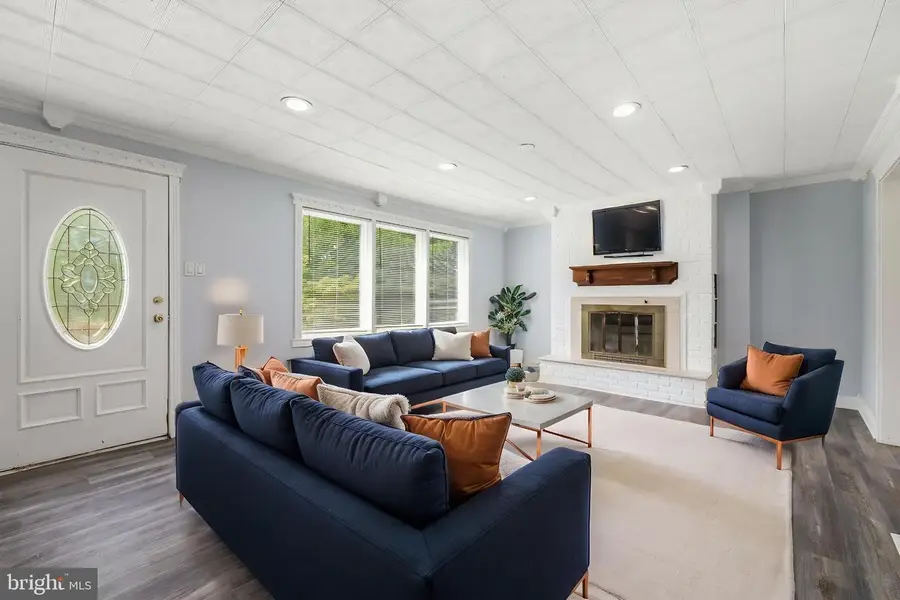 4217 Chestnut Grove Rd, Keedysville, MD 21756 - #3