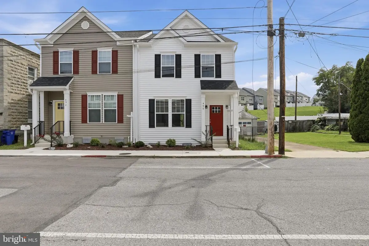 490 Mitchell Ave, Hagerstown, MD 21740 - #1