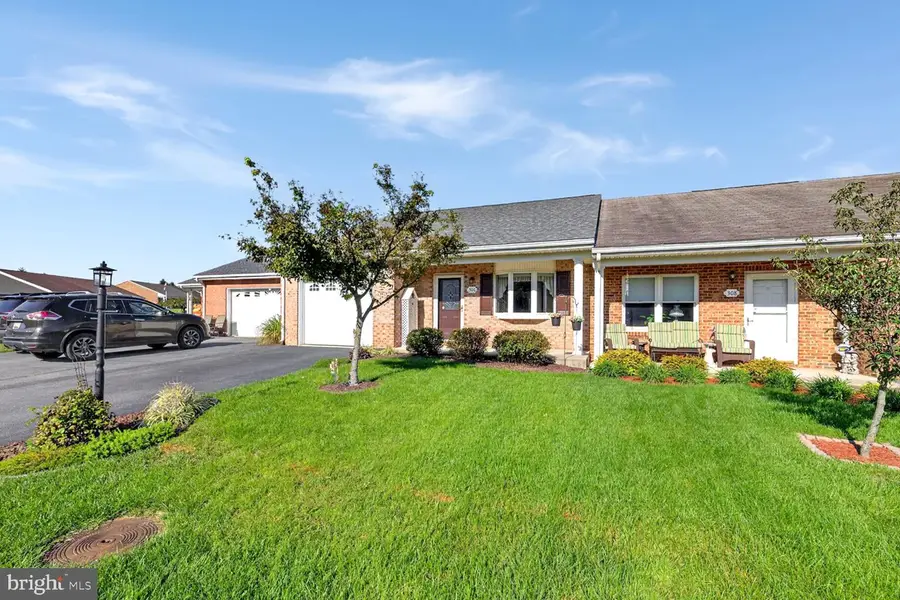 306 Winding Oak Dr, Hagerstown, MD 21740 - #3