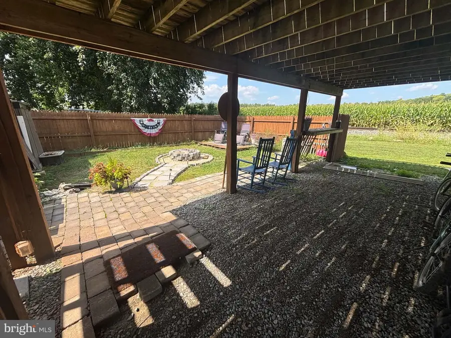 21206 Twin Springs Dr, Smithsburg, MD 21783 - #3