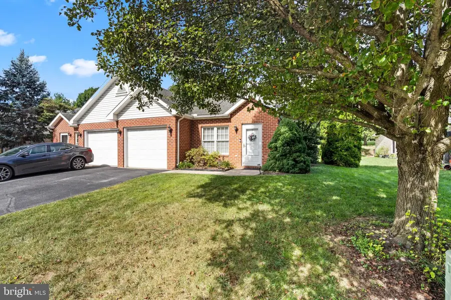 14054 Sweet Vale Dr, Hagerstown, MD 21742 - #3
