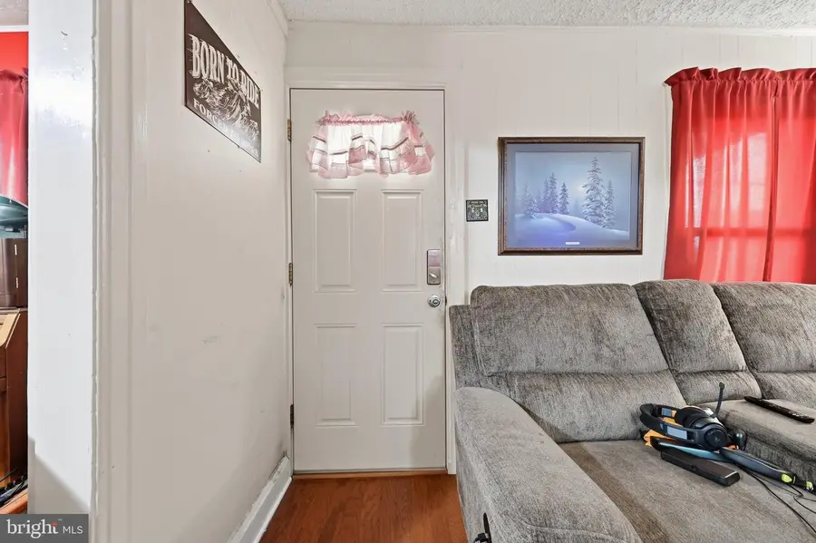 15 Fairground Ave, Hagerstown, MD 21740 - #3