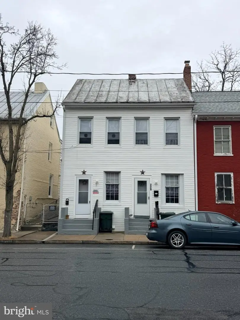 226 S Potomac St S, Hagerstown, MD 21740 - #2