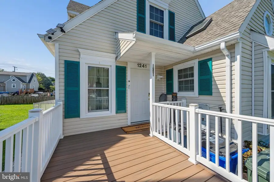 1241 Magnolia Ct, Hagerstown, MD 21742 - #2