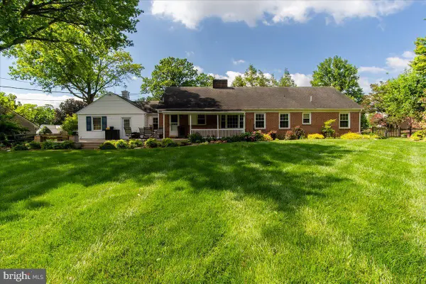 19022 Cherry Tree Dr, HAGERSTOWN, MD 21742
