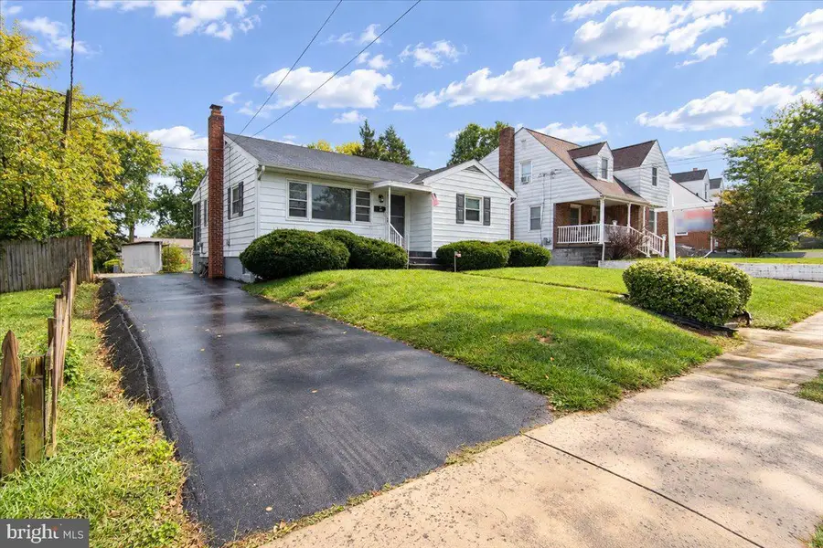 348 Devonshire Rd, Hagerstown, MD 21740 - #2