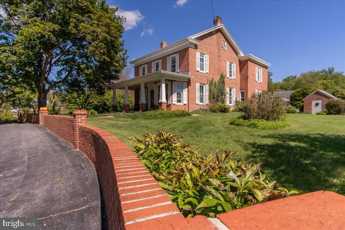 11211 Kemps Mill Rd, Williamsport, MD 21795 - #1