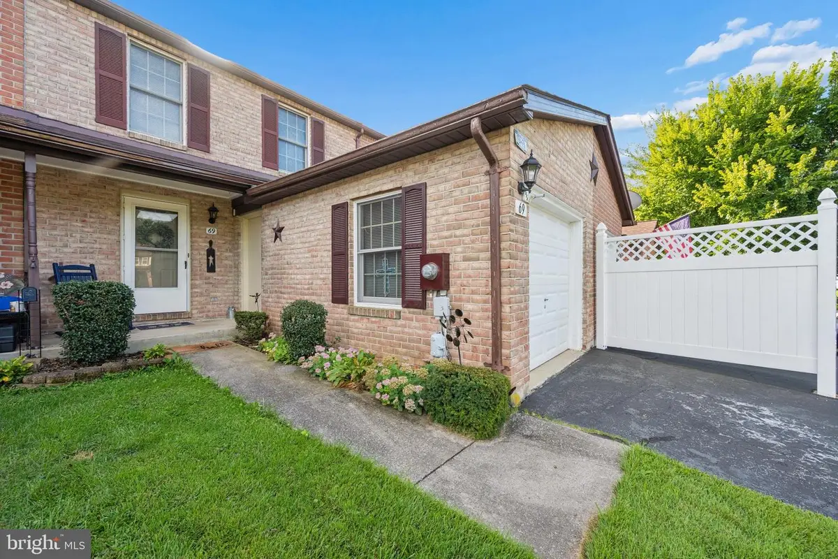 69 Johnson Ter, Smithsburg, MD 21783 - #1